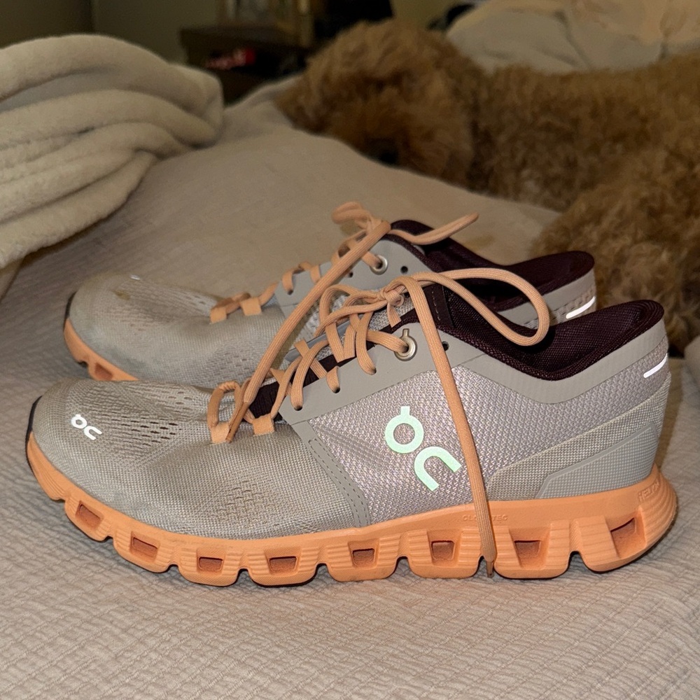 On Running Women's Athletic Shoes in Gray, Peach and Maroon